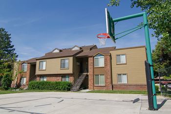Outdoor Basketball Court at Salt Lake City Studio Apartments